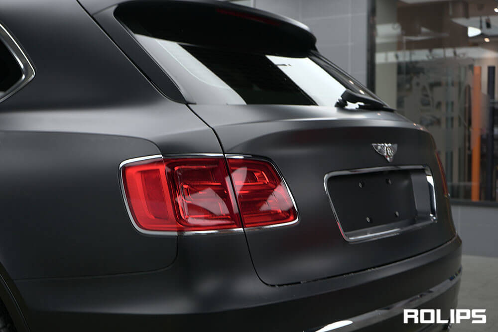 貼隱形車衣之后還有必要打蠟嗎？車衣和打蠟?zāi)膫€對車漆更有保護作用？