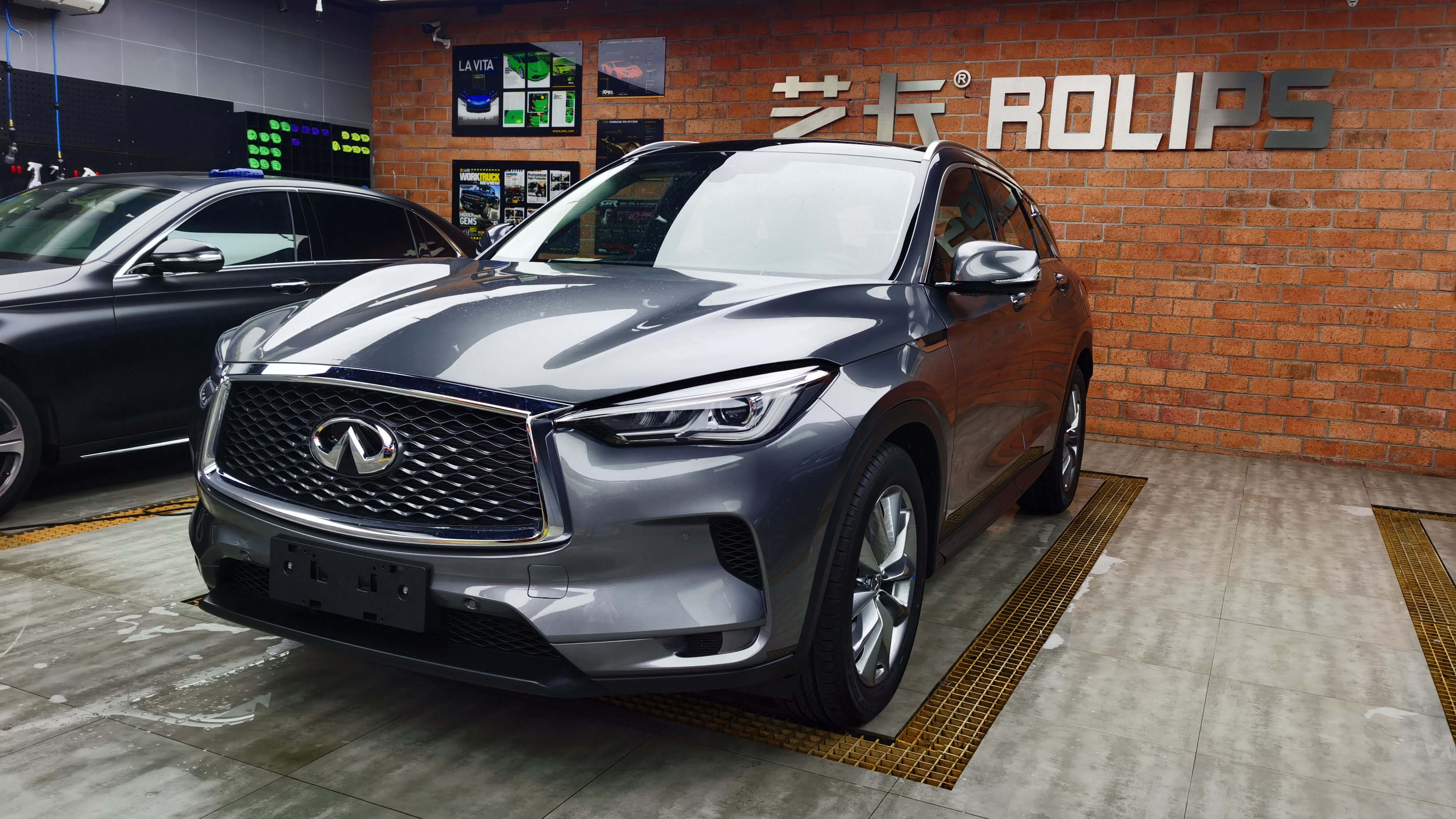 漆面保護(hù)膜會(huì)對(duì)車(chē)漆有損害嗎？有必要貼漆面保護(hù)膜嗎？