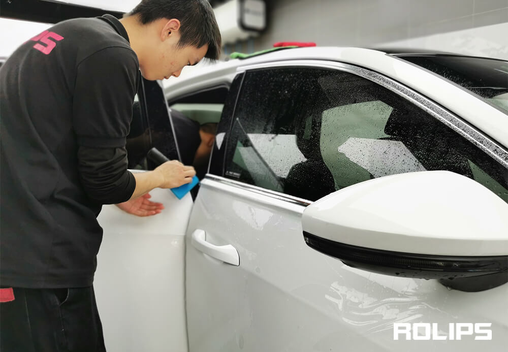 車漆上留下的膠怎么快速清除？（6）