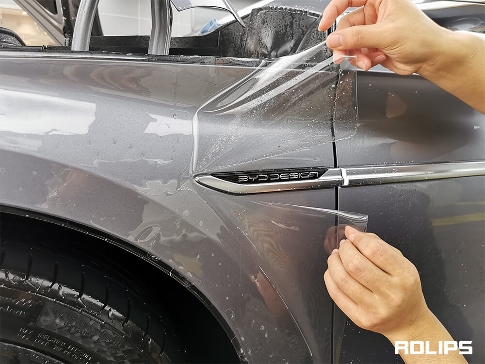 隱形車衣是怎么修復(fù)劃痕的？（6）
